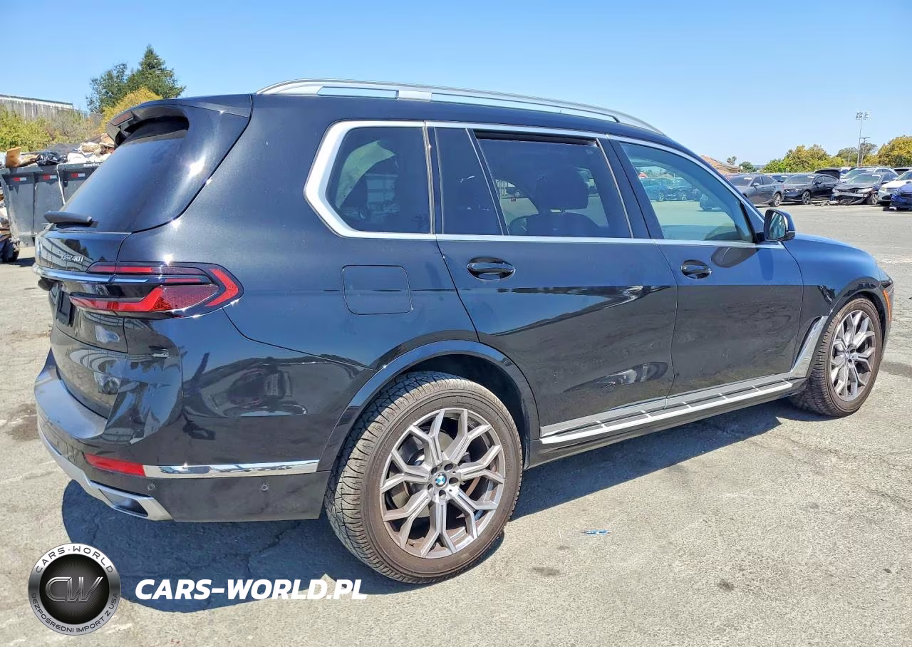 2023 BMW X7 xDrive40I VIN:5UX23EM05P9R60149 - 3