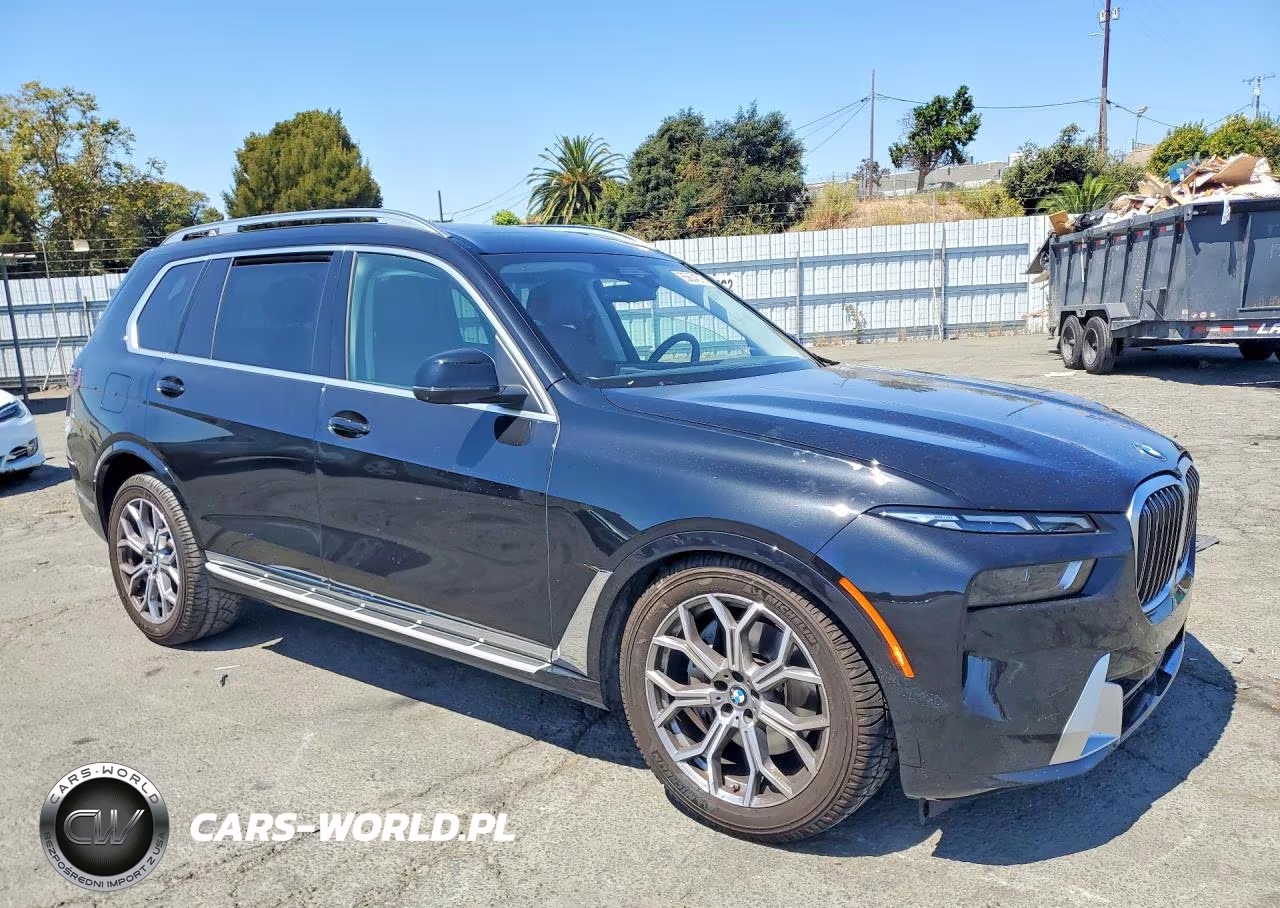 2023 BMW X7 xDrive40I VIN:5UX23EM05P9R60149 - 4
