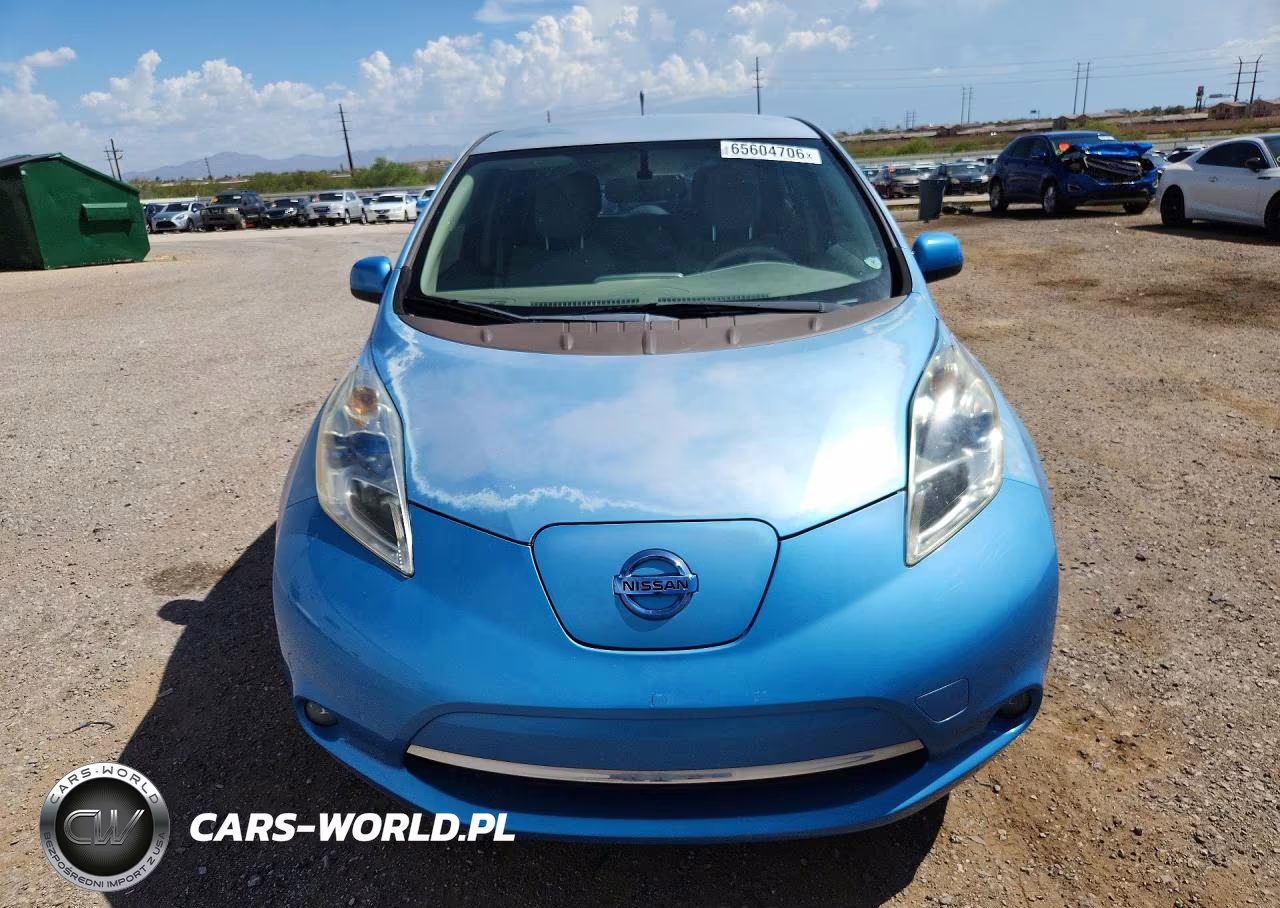 2011 Nissan Leaf Sv VIN:JN1AZ0CP3BT002560 - 5