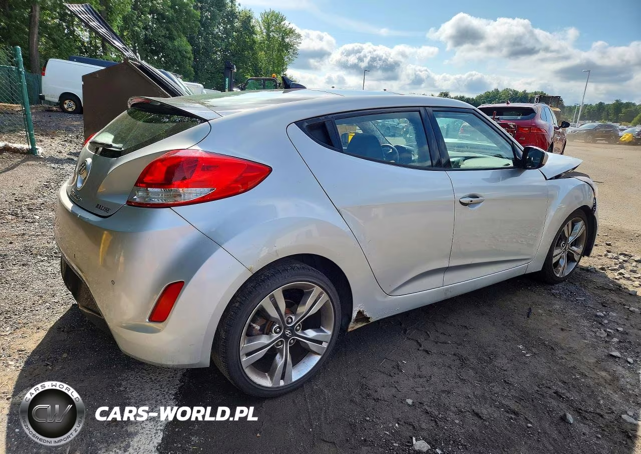 2012 Hyundai Veloster Base VIN:KMHTC6AD5CU059384 - 3