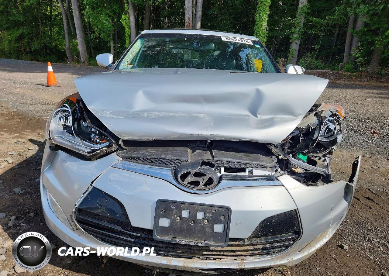2012 Hyundai Veloster Base VIN:KMHTC6AD5CU059384 - 5