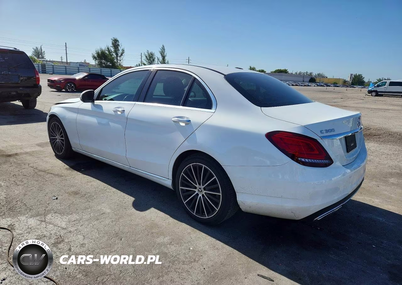 2021 Mercedes-Benz C 300 VIN:W1KWF8DB2MR651429 - 2