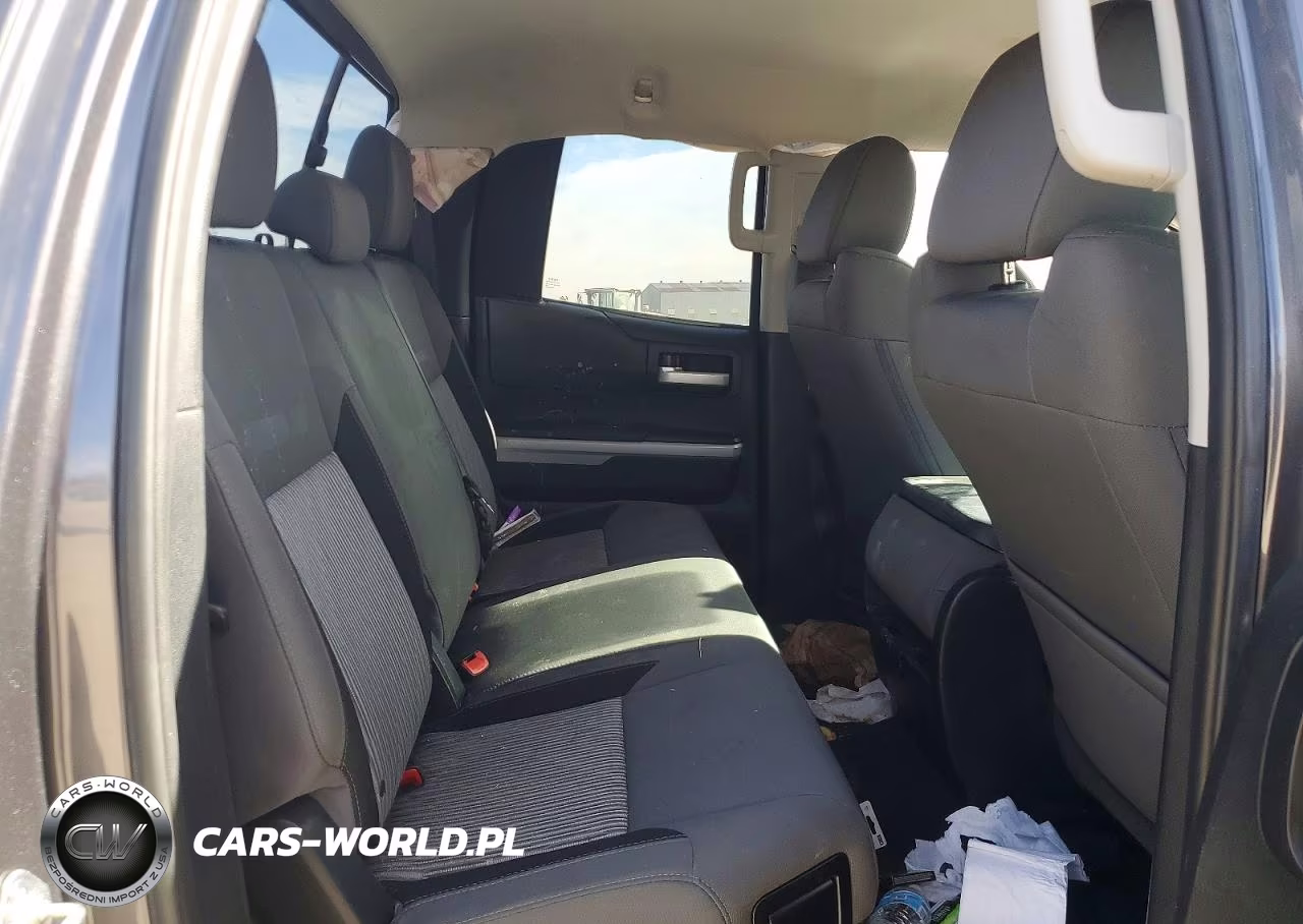 2017 Toyota Tundra Sr5 VIN:5TFUY5F1XHX668284 - 10