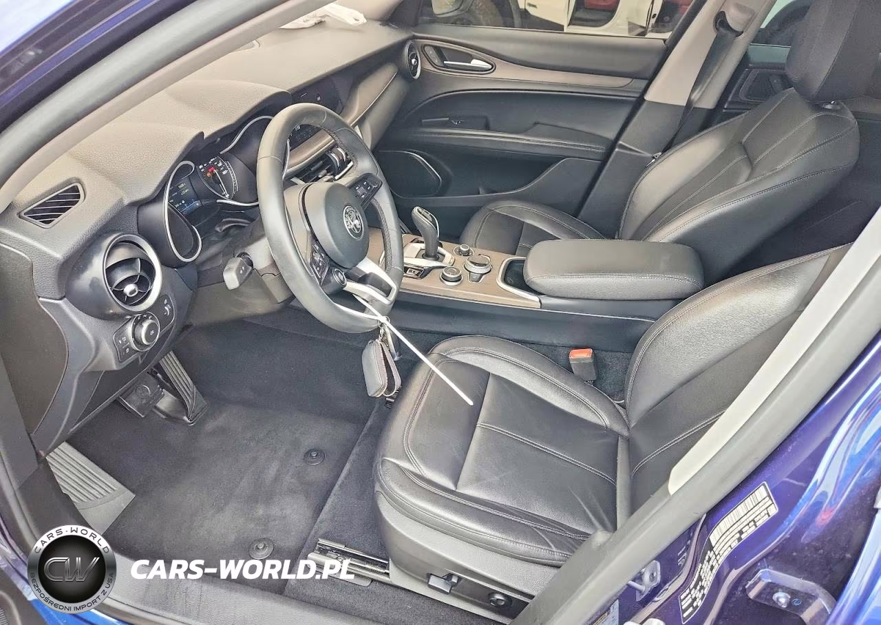 2021 Alfa Romeo Stelvio Ti VIN:ZASPAKBN5M7D14781 - 7