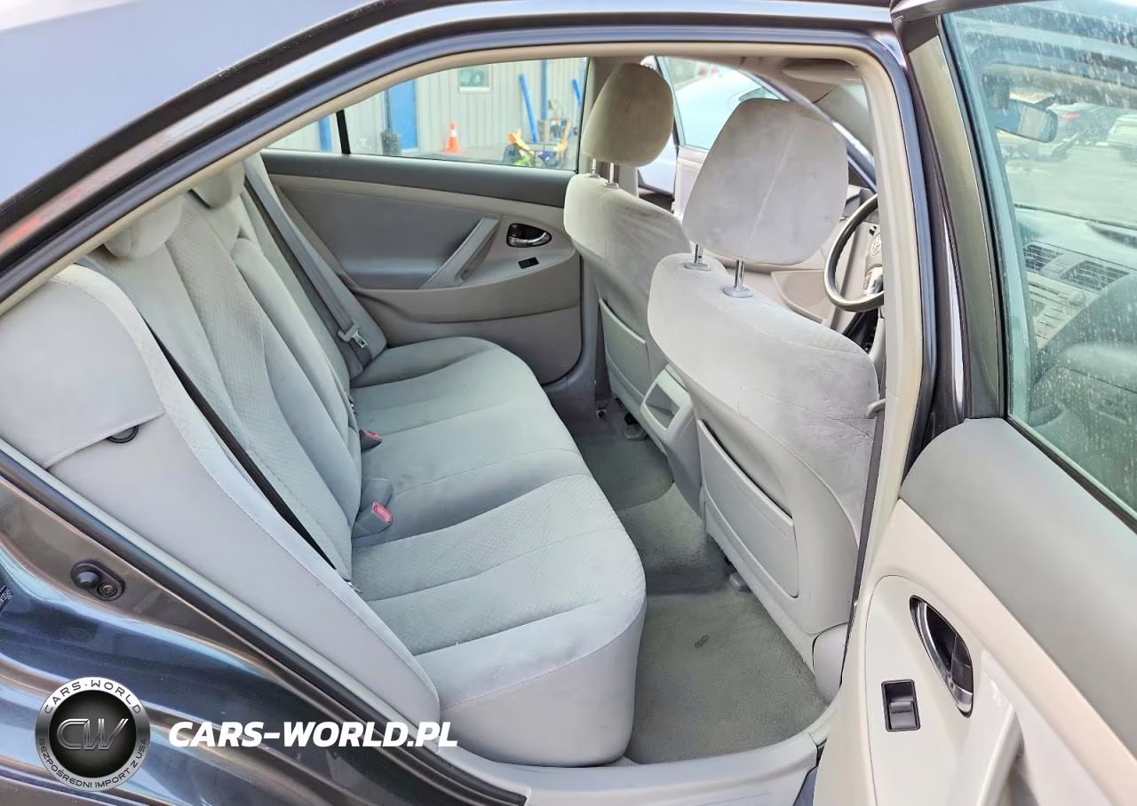 2009 Toyota Camry Le VIN:4T4BE46K89R135549 - 10