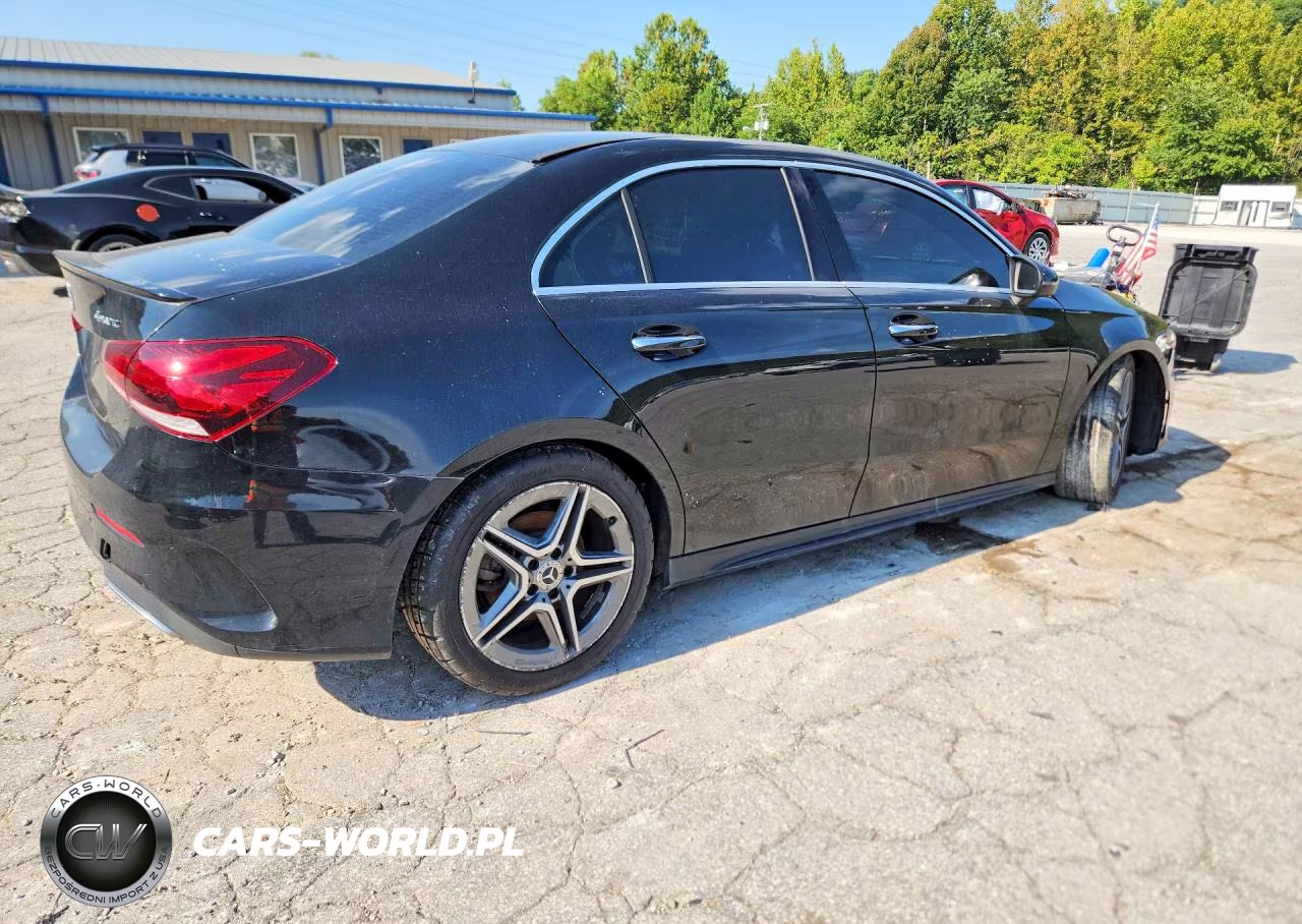 2019 Mercedes-Benz A 220 4Matic VIN:WDD3G4FB6KW017576 - 3