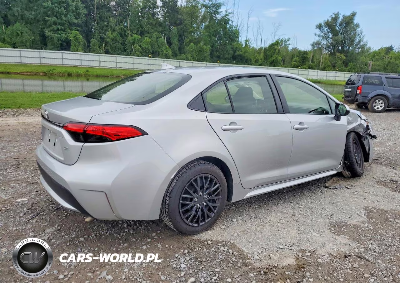 2022 Toyota Corolla Le VIN:JTDEPMAE2N3032909 - 3