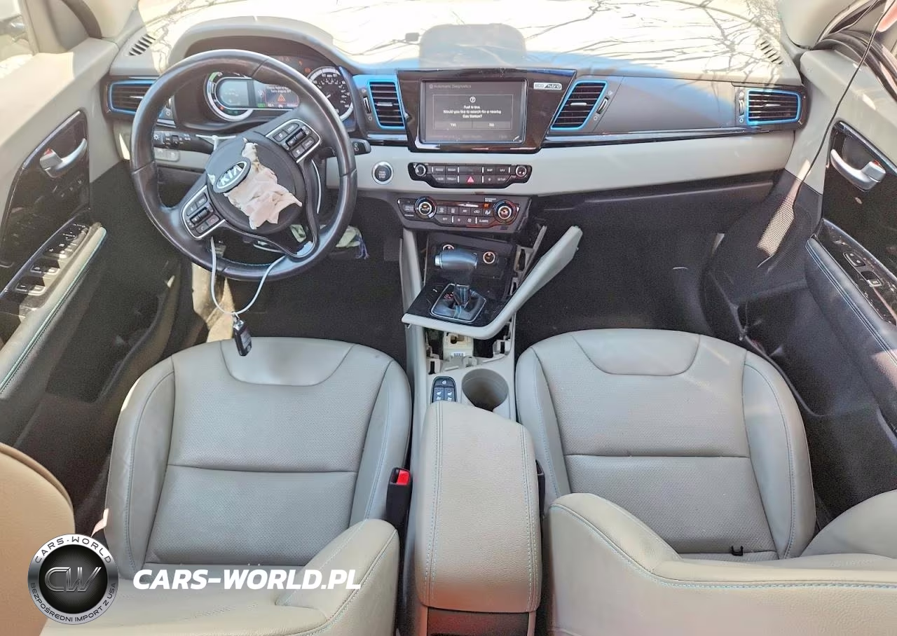 2019 Kia Niro Touring VIN:KNDCE3LC4K5330669 - 8