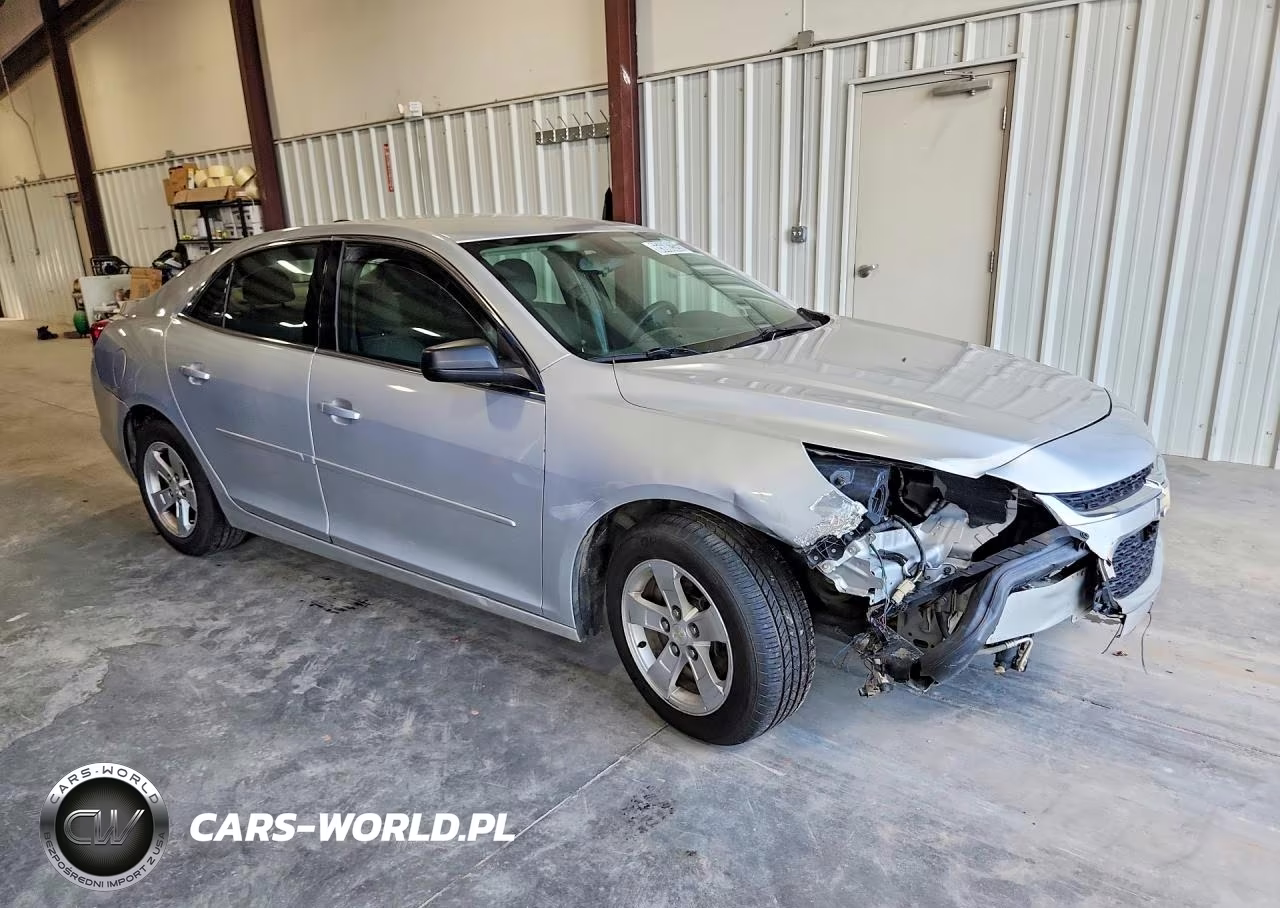 2015 Chevrolet Malibu Ls VIN:1G11B5SL9FF191435 - 4