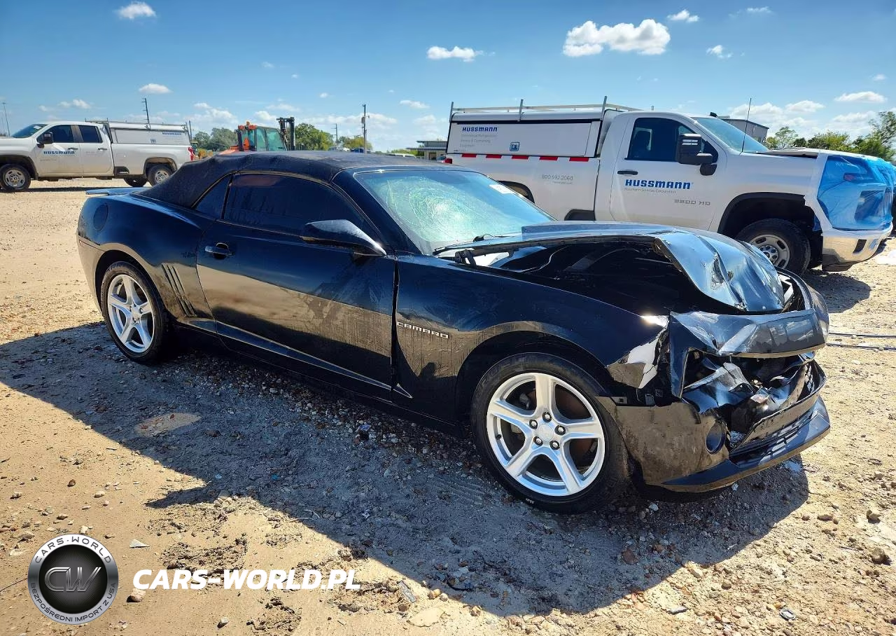 2015 Chevrolet Camaro Lt VIN:2G1FF3D34F9203849 - 4