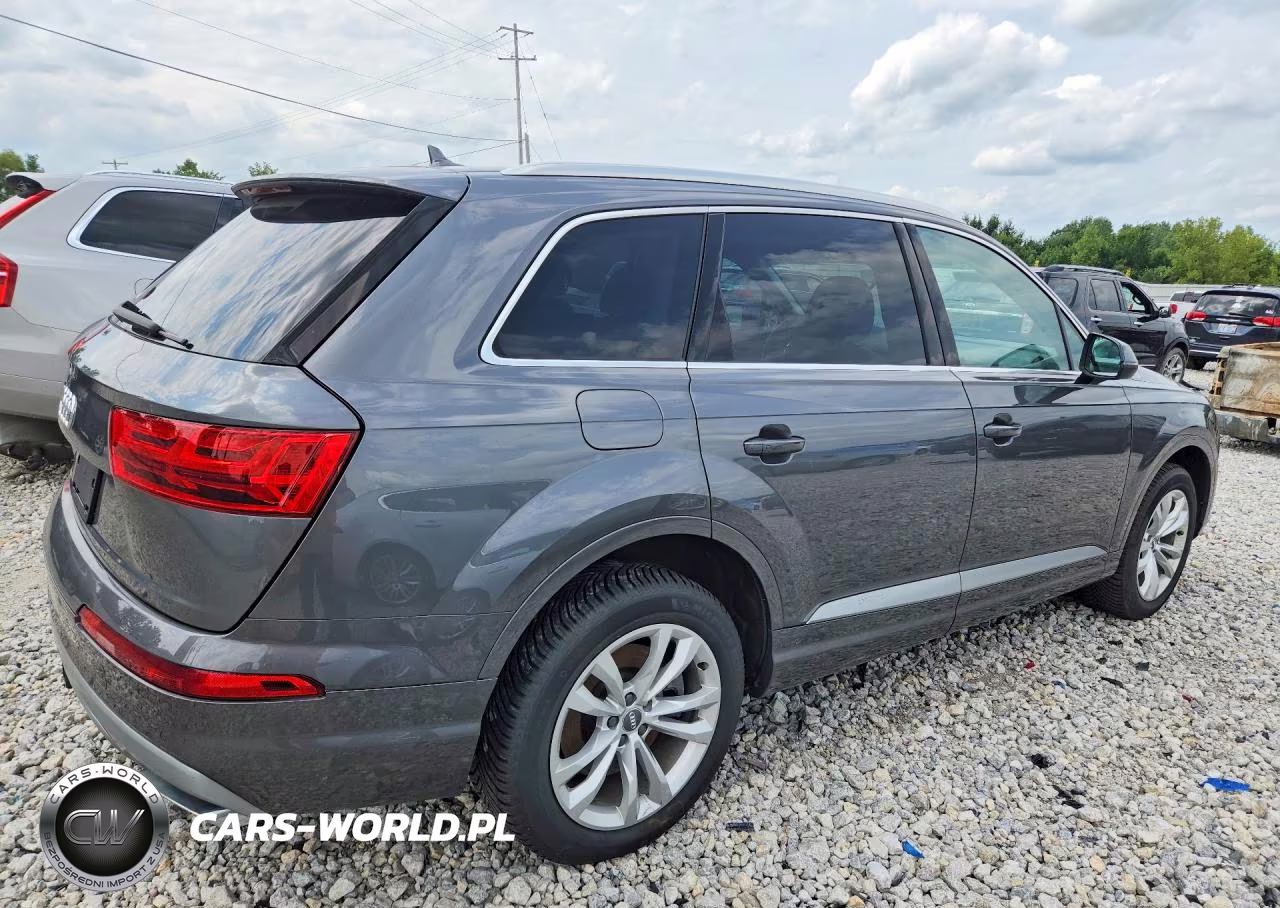 2019 Audi Q7 Premium VIN:WA1AHAF71KD017063 - 3