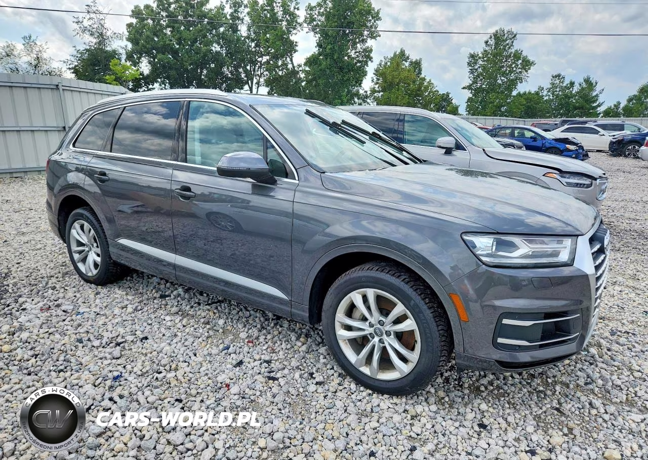 2019 Audi Q7 Premium VIN:WA1AHAF71KD017063 - 4