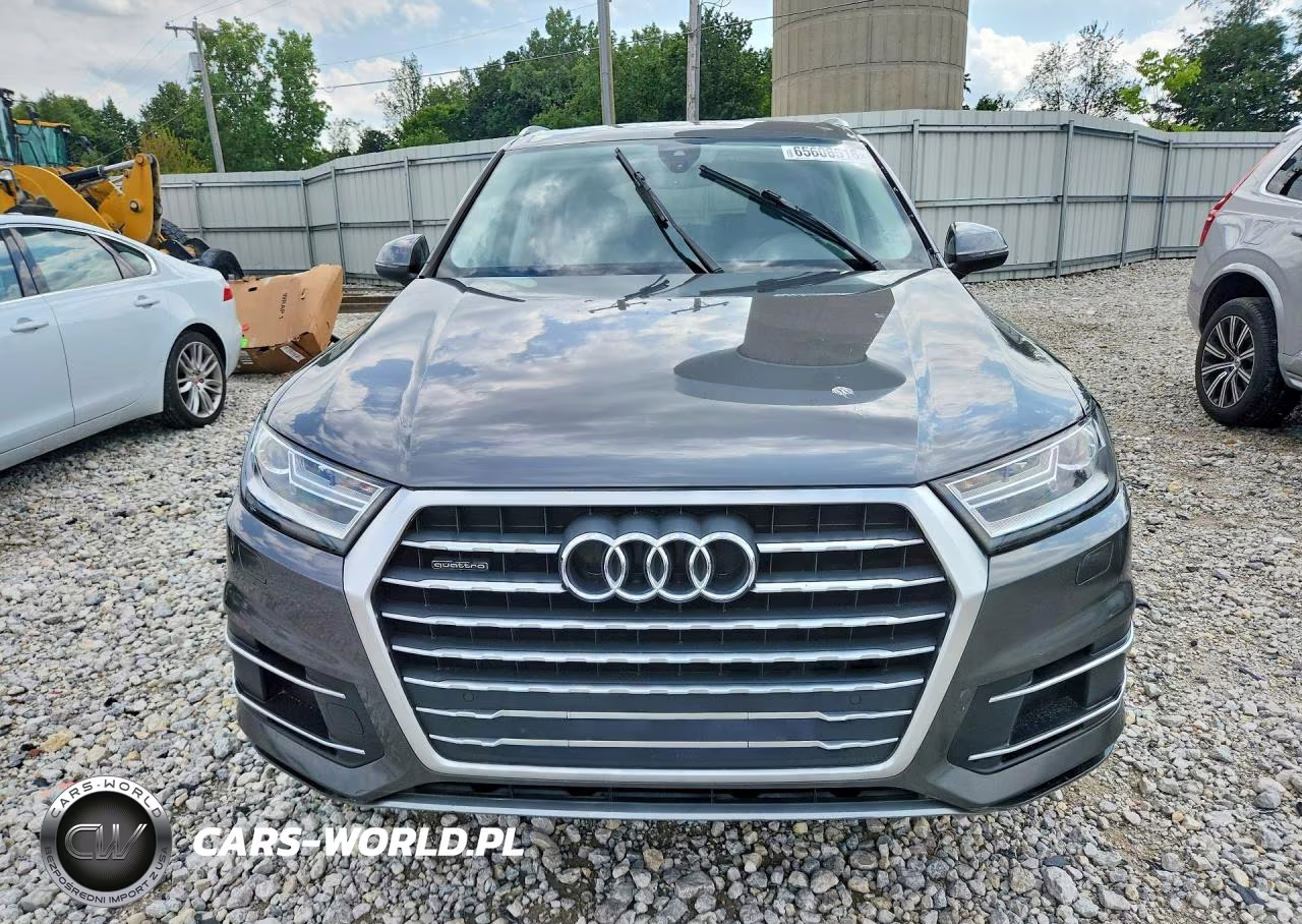 2019 Audi Q7 Premium VIN:WA1AHAF71KD017063 - 5