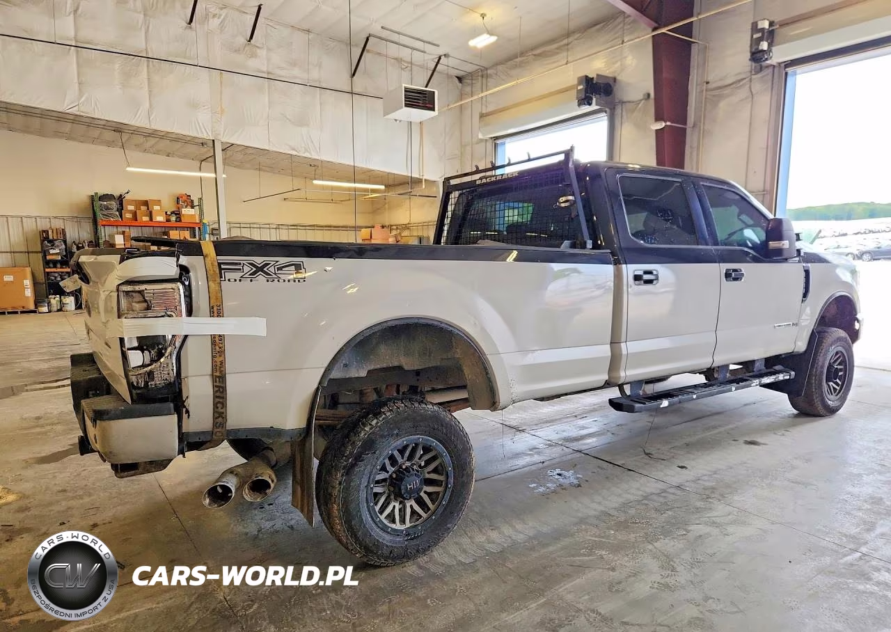 2020 Ford F250 Super Duty VIN:1FT7W2BT1LED55847 - 3