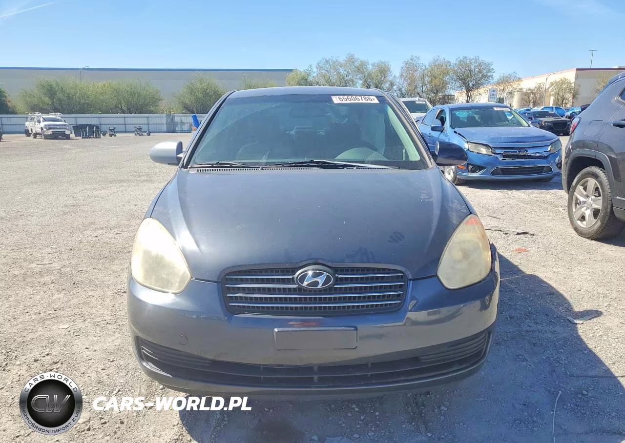 2008 Hyundai Accent Gls VIN:KMHCN46C08U217832 - 5