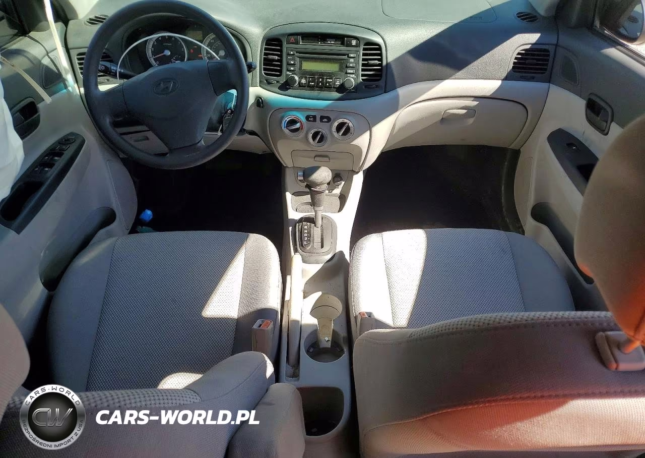 2008 Hyundai Accent Gls VIN:KMHCN46C08U217832 - 8