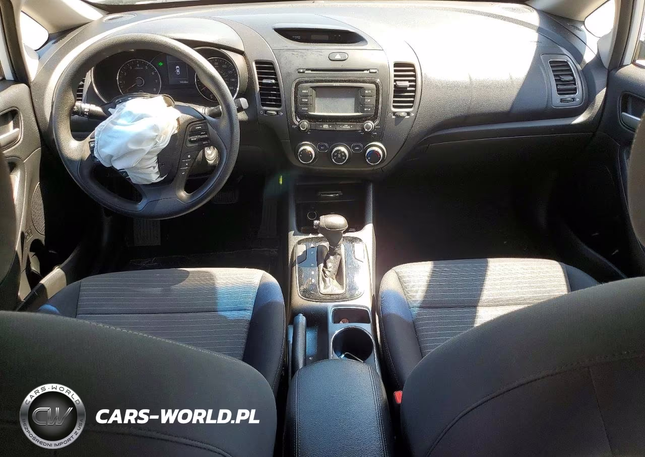 2018 Kia Forte Lx VIN:3KPFL4A71JE169764 - 8
