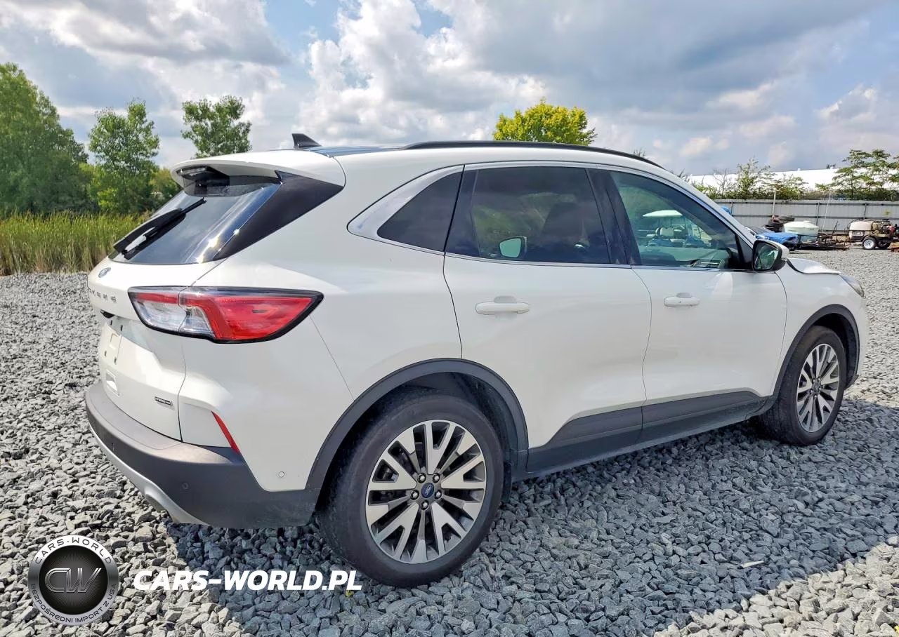 2020 Ford Escape Titanium VIN:1FMCU9DZ5LUB61094 - 3