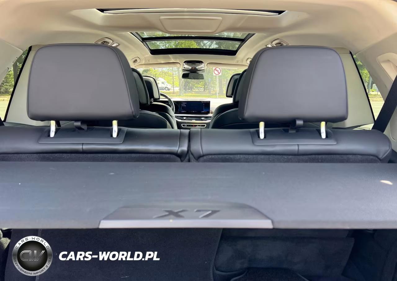 2024 BMW X7 xDrive40I VIN:5UX23EM00R9S52720 - 9
