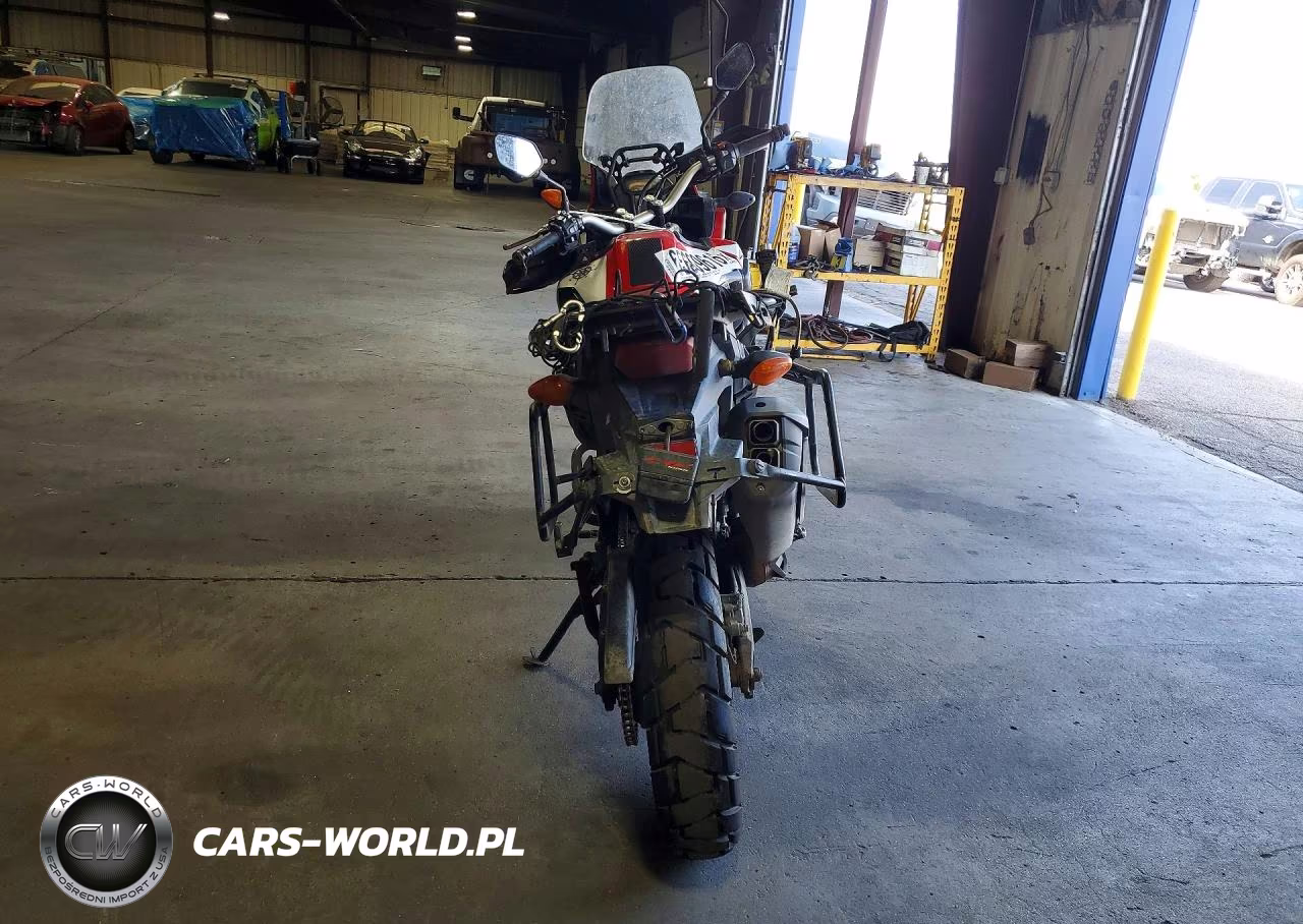 2017 Honda African Twin VIN:JH2SD0440HK100293 - 4