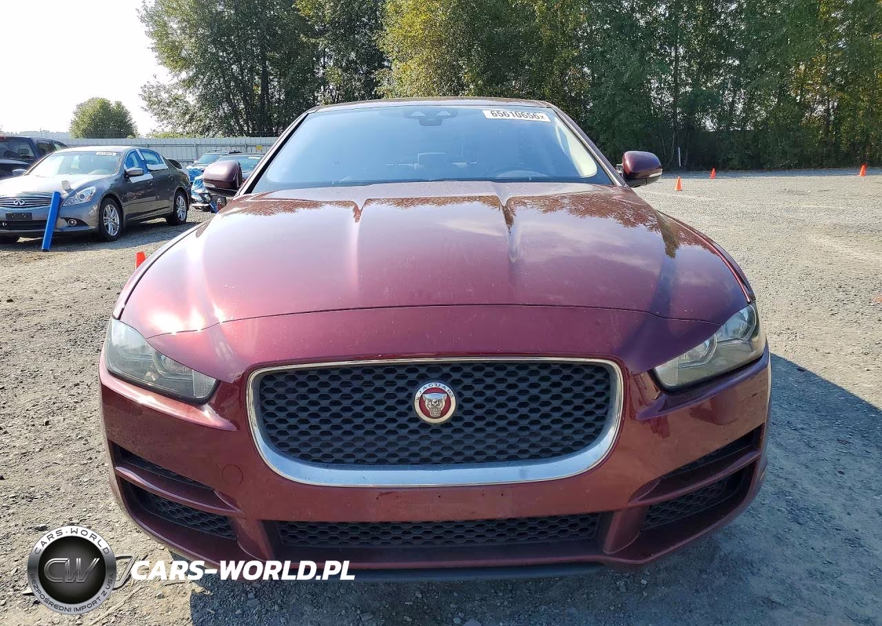 2017 Jaguar Xe Premium VIN:SAJAJ4BV8HA964211 - 5