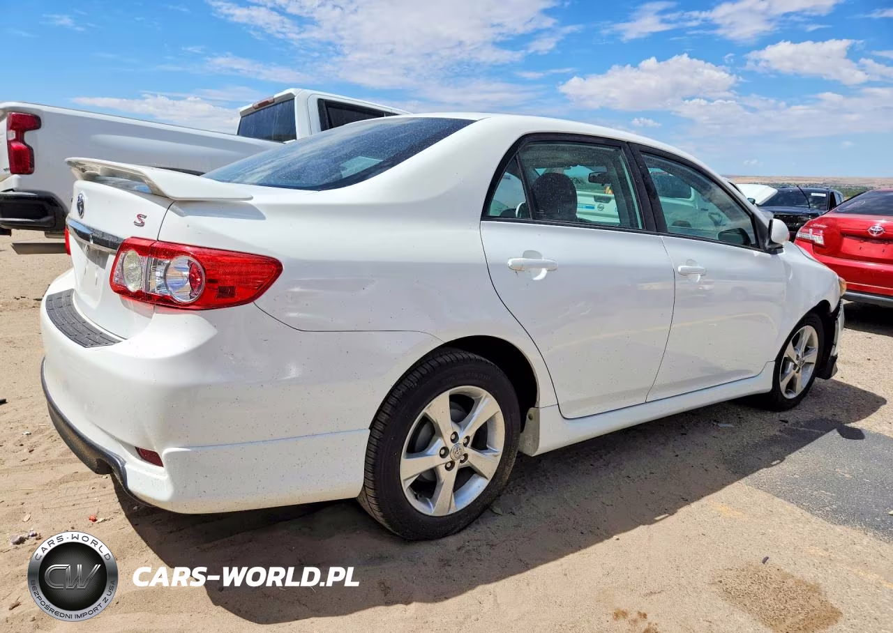 2013 Toyota Corolla S VIN:2T1BU4EE9DC078152 - 3