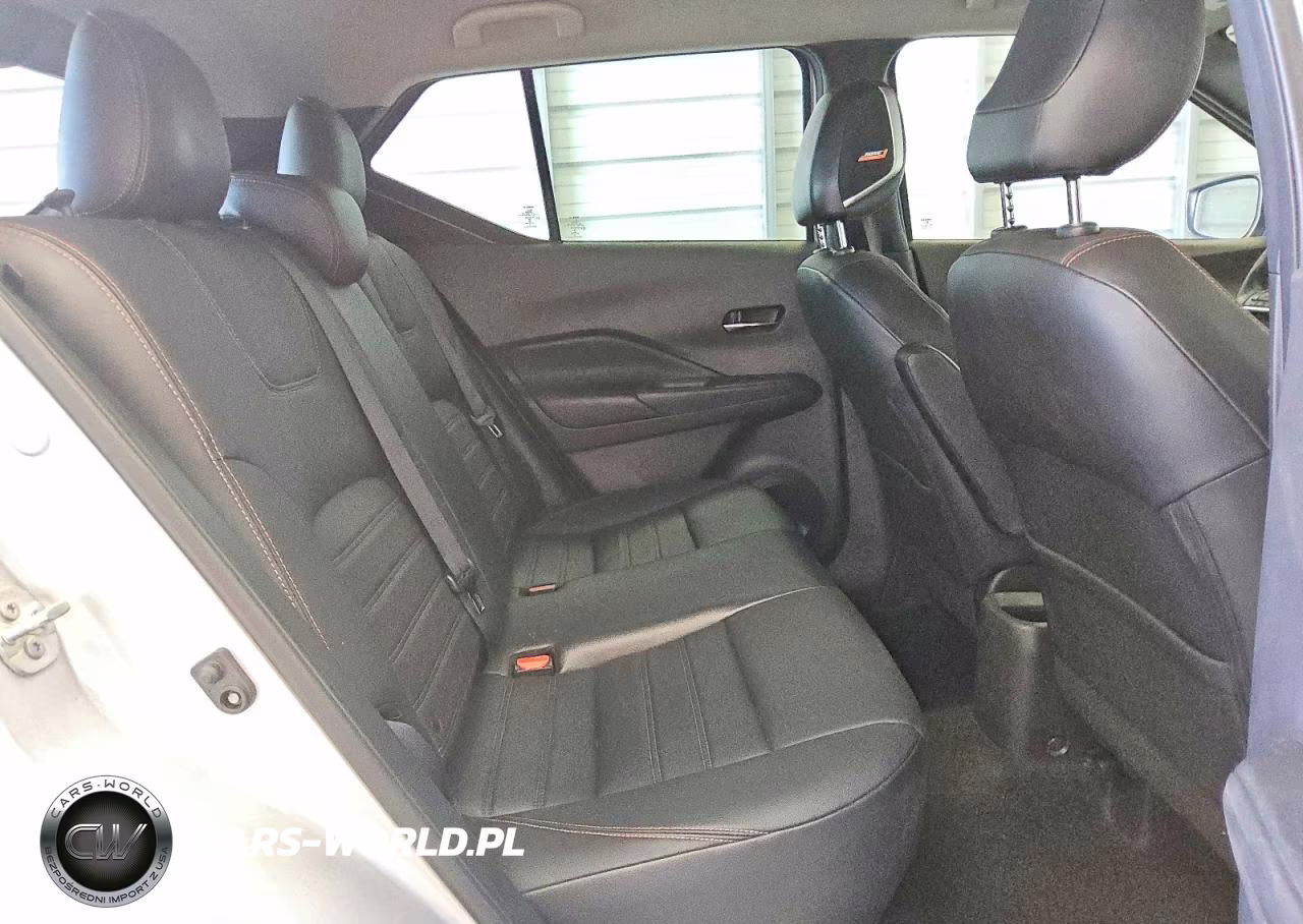 2019 Nissan Kicks Sr VIN:3N1CP5CU8KL531024 - 10