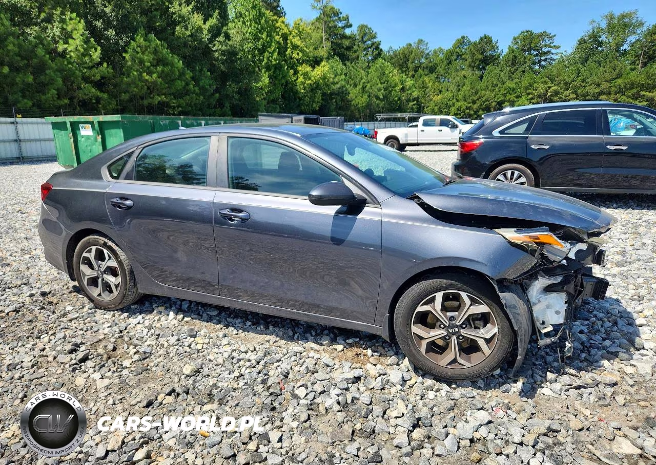 2019 Kia Forte Lxs VIN:3KPF24ADXKE061380 - 4