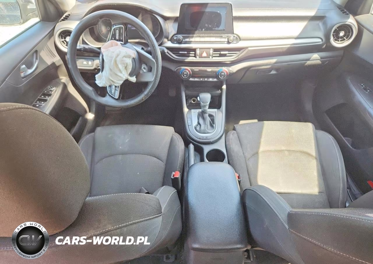 2019 Kia Forte Lxs VIN:3KPF24ADXKE061380 - 8