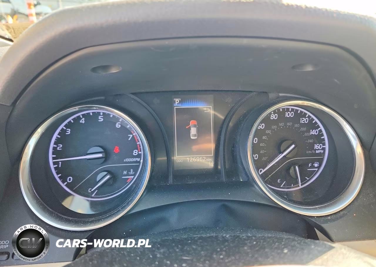 2019 Toyota Camry Le VIN:4T1B11HK0KU737028 - 9