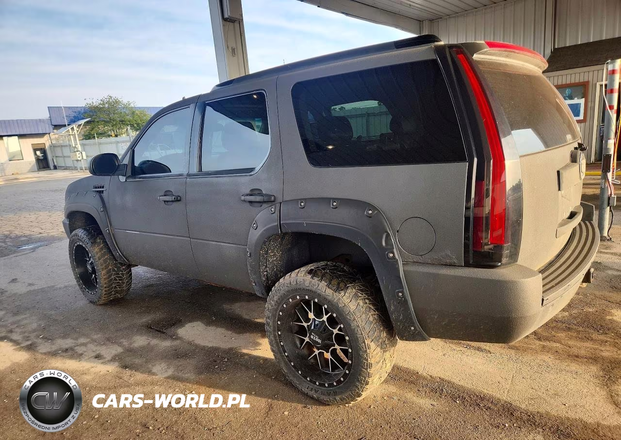 2008 Cadillac Escalade Luxury VIN:1GYFK63878R152772 - 2