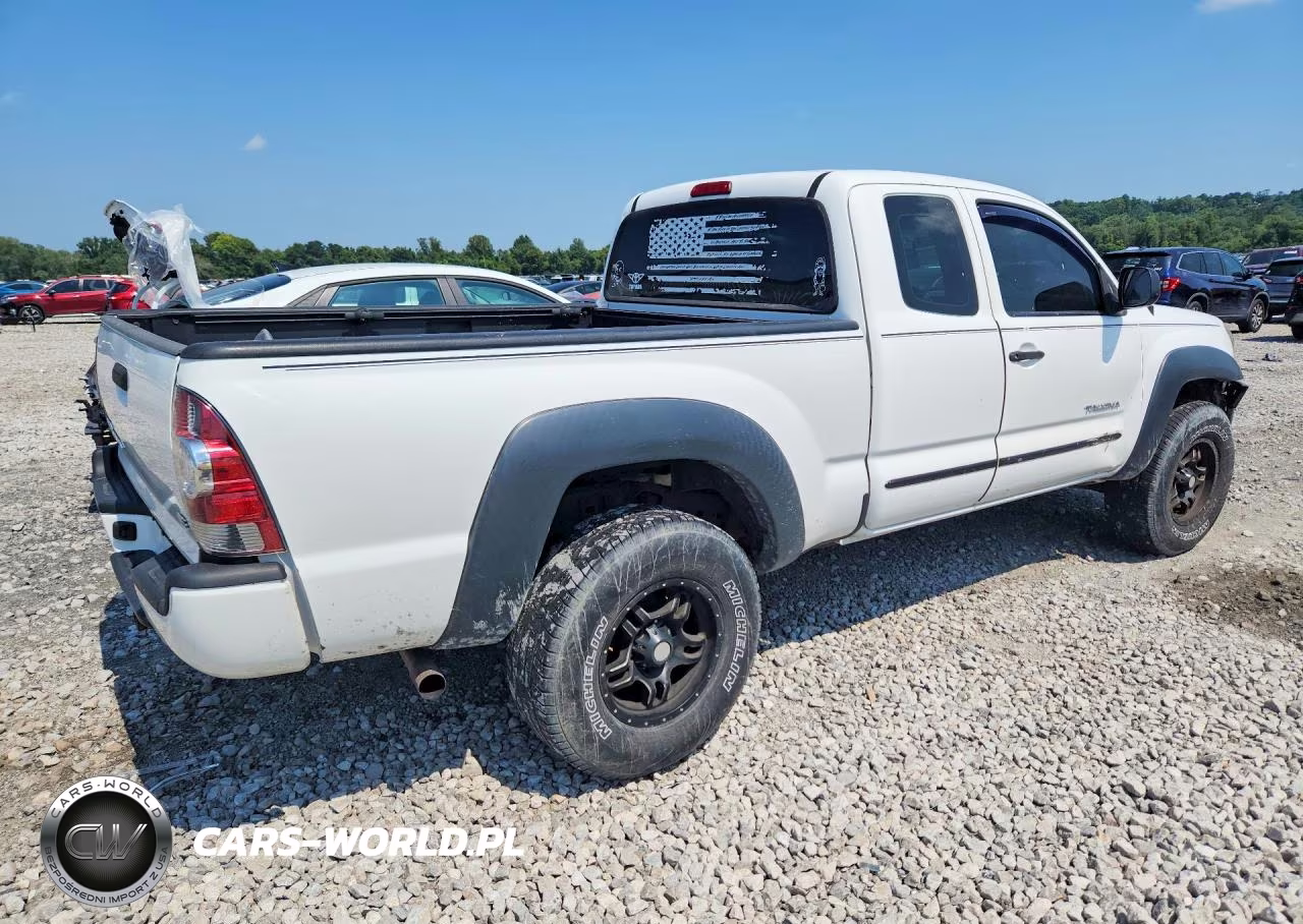 2011 Toyota Tacoma V6 VIN:5TFUU4EN7BX005191 - 3