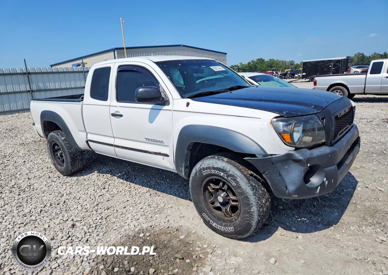 2011 Toyota Tacoma V6 VIN:5TFUU4EN7BX005191 - 4