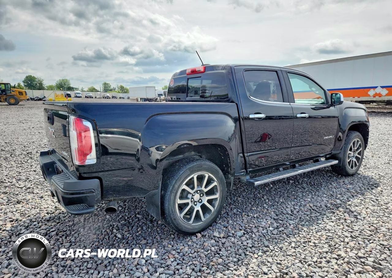 2017 GMC Canyon Denali VIN:1GTG6EEN3H1234850 - 3