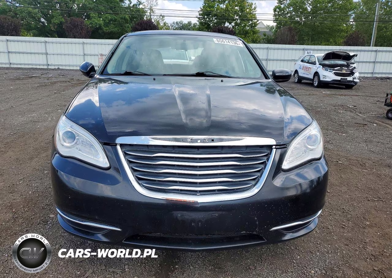 2013 Chrysler 200 Lx VIN:1C3CCBAB6DN568704 - 5