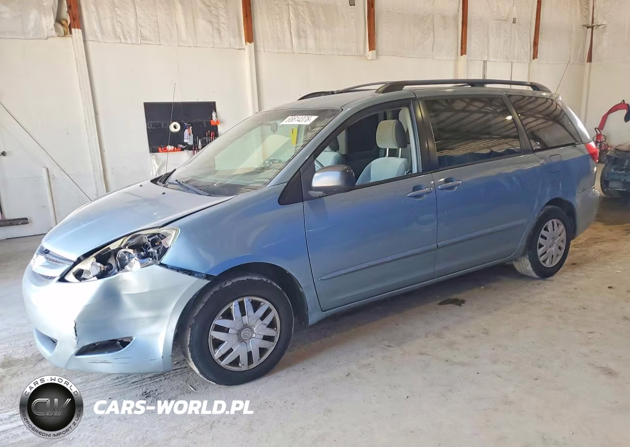 2009 Toyota Sienna Le 7-Passenger – zdjęcie 1 z 12