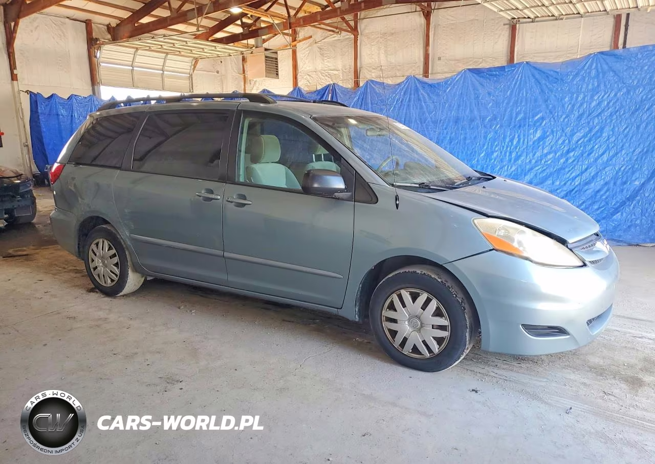 2009 Toyota Sienna Le 7-Passenger VIN:5TDZK23C59S238634 - 4