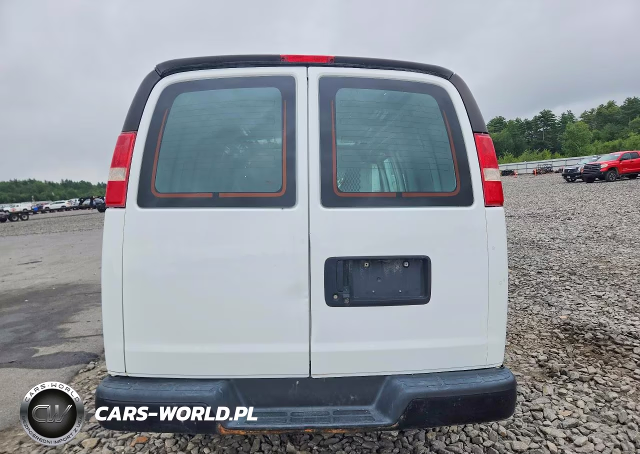 2017 Chevrolet Express G2500 VIN:1GCWGAFF7H1192093 - 6