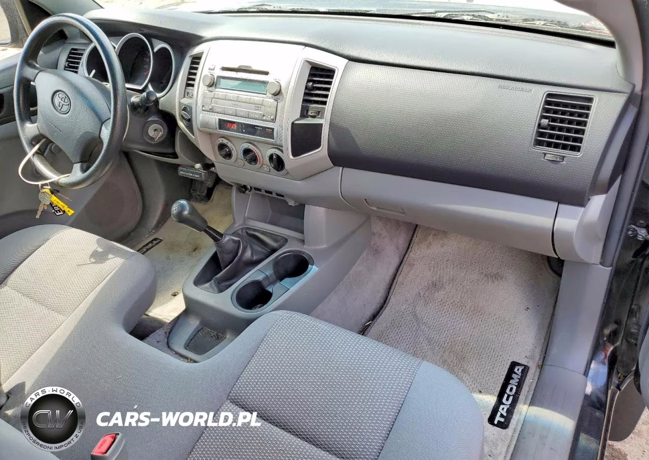 2010 Toyota Tacoma Base VIN:5TEPX4EN1AZ748585 - 8