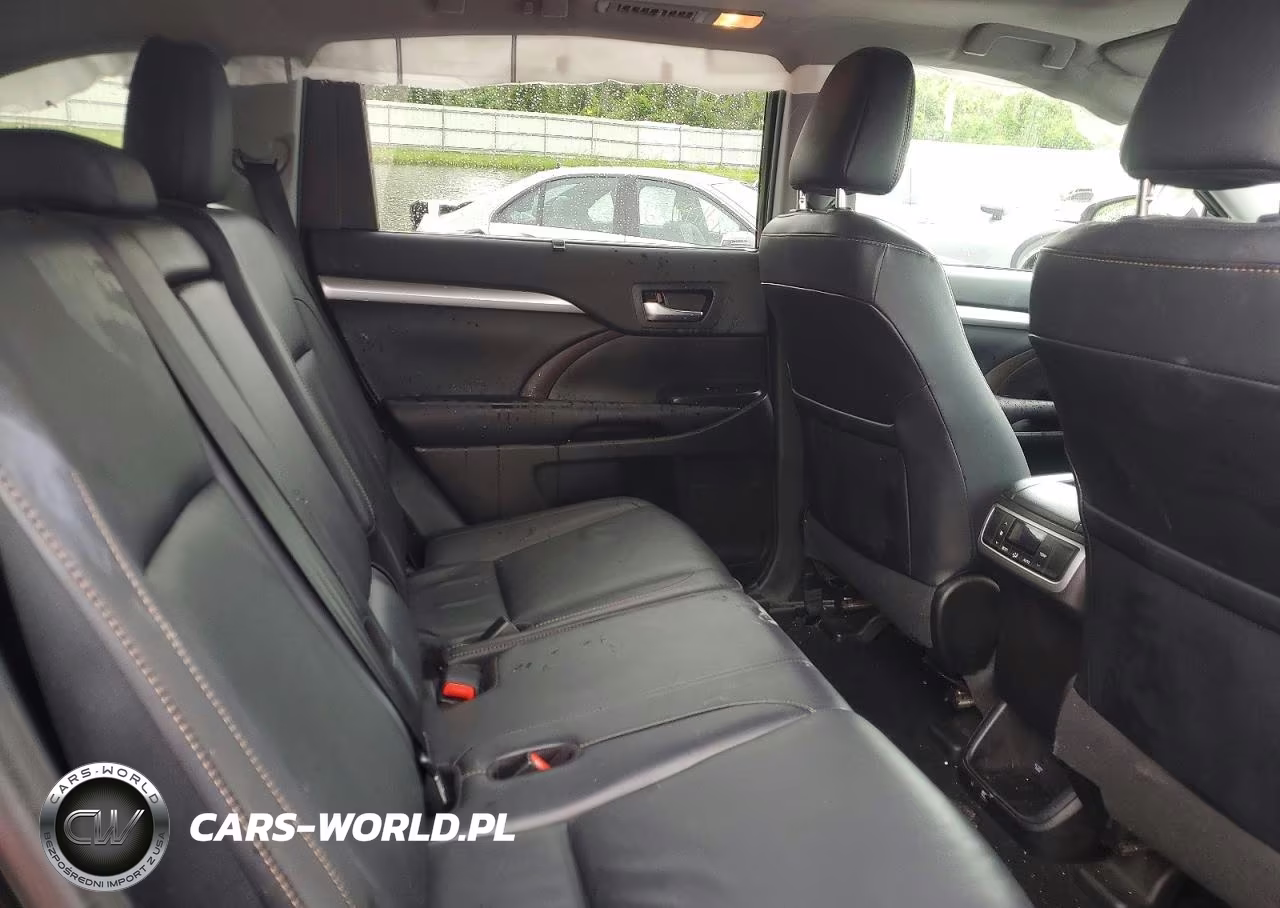 2019 Toyota Highlander Xle VIN:5TDJZRFH2KS612373 - 11