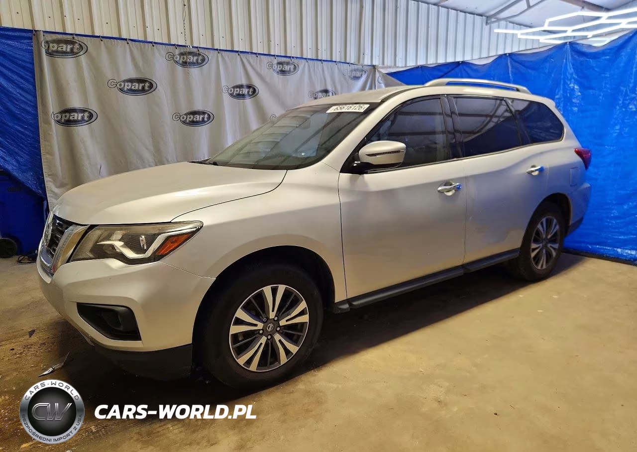 2018 Nissan Pathfinder Sv – zdjęcie 1 z 13
