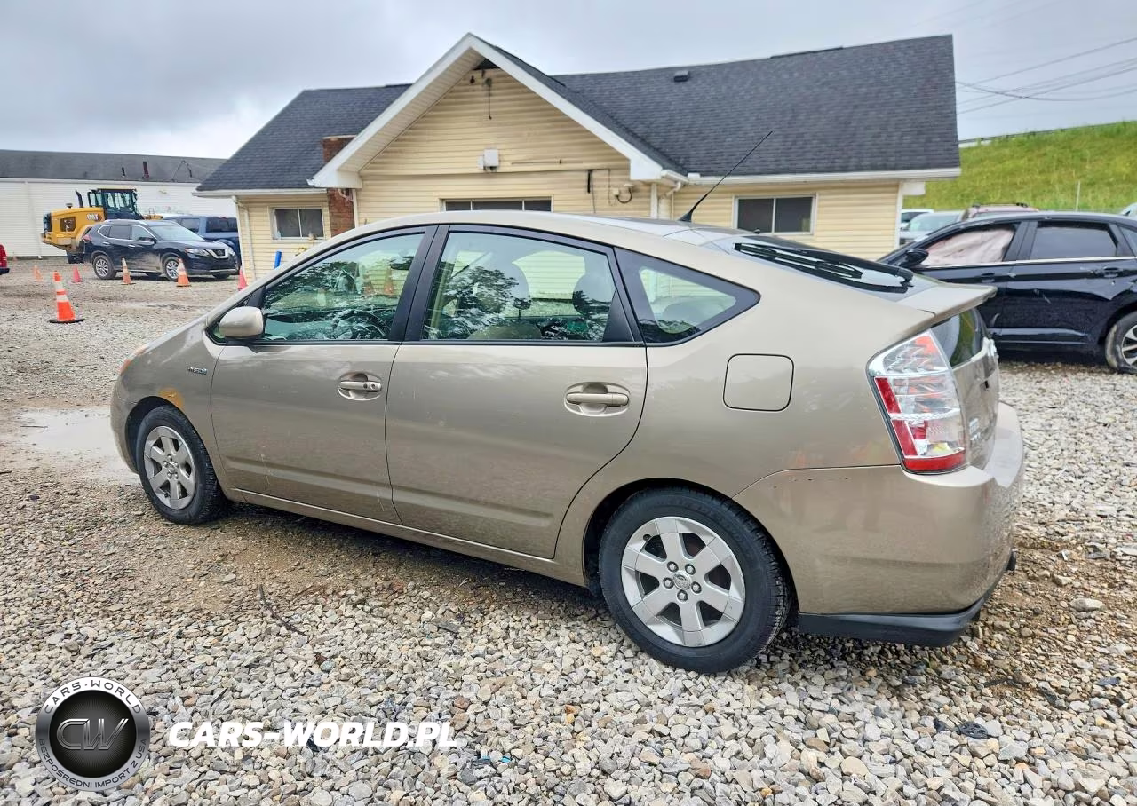 2006 Toyota Prius Base VIN:JTDKB22U967532569 - 2