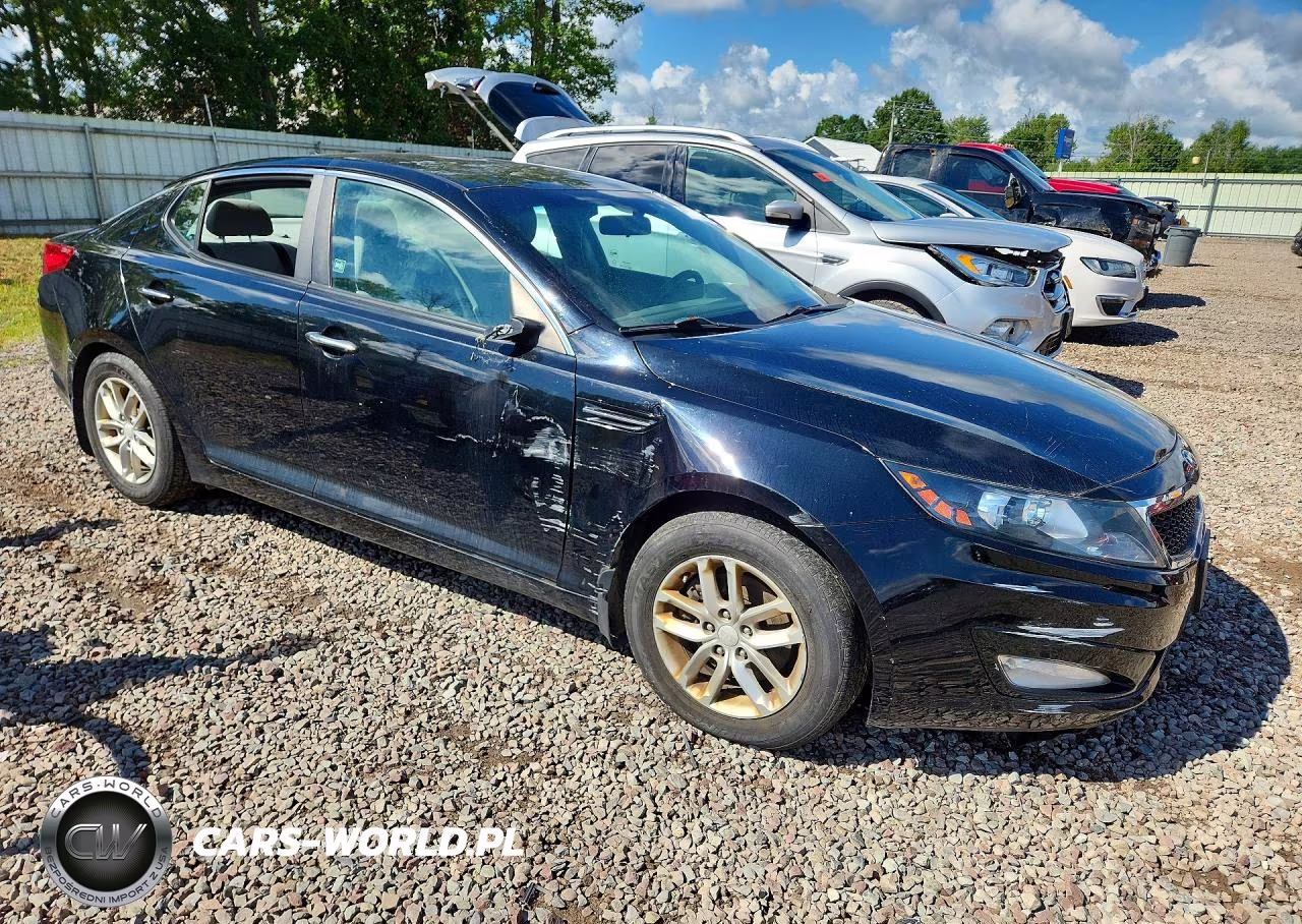 2013 Kia Optima Lx VIN:5XXGM4A76DG189621 - 4