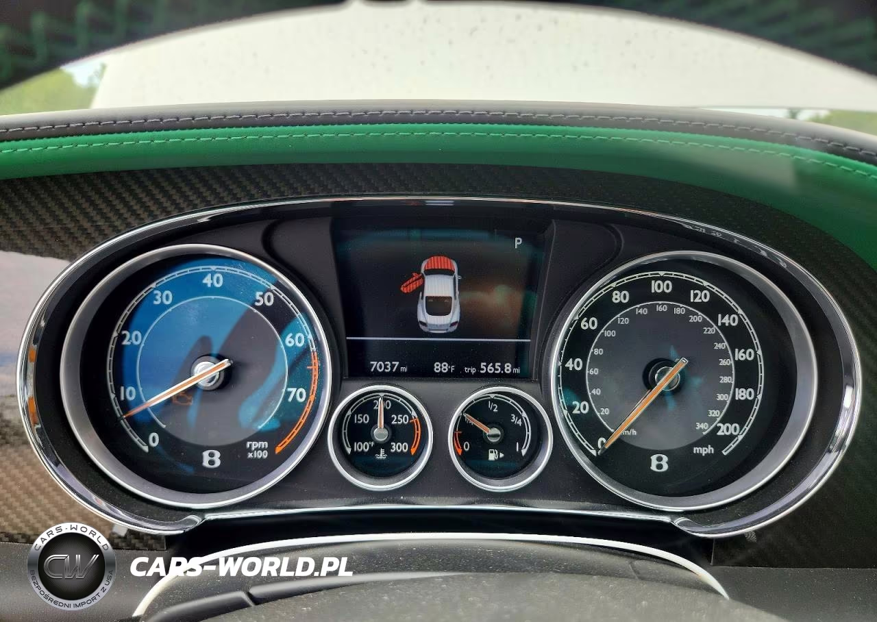 2015 Bentley Continental Gt3 R VIN:SCBFS8ZA7FC050516 - 9