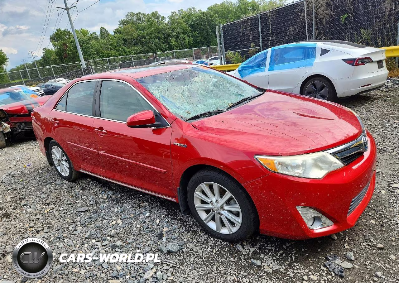 2014 Toyota Camry Hybrid Xle VIN:4T1BD1FK8EU119129 - 4