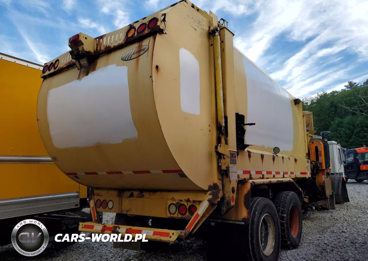 2013 Mack Leu613 Refuse Truck VIN:1M2AU02C5DM007505 - 3