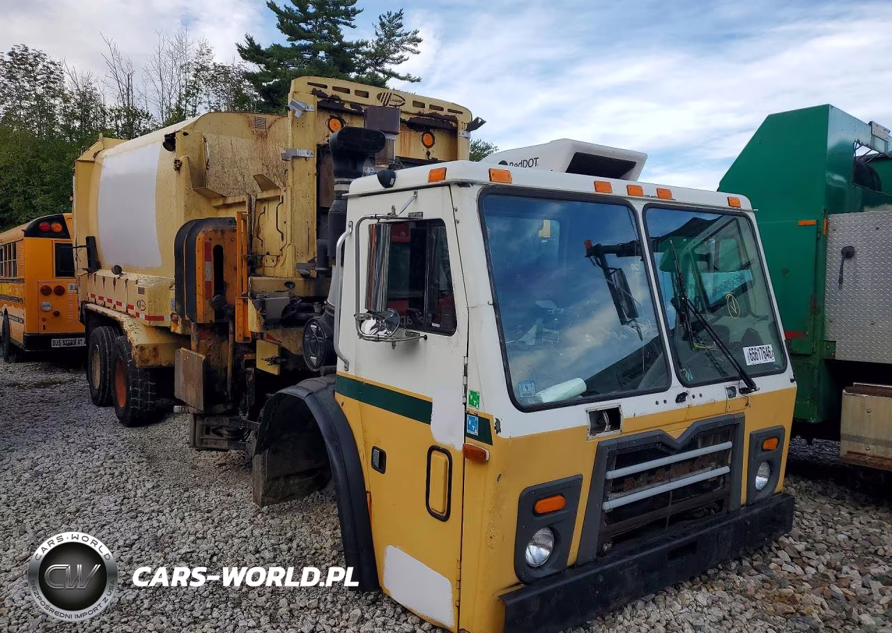 2013 Mack Leu613 Refuse Truck VIN:1M2AU02C5DM007505 - 4