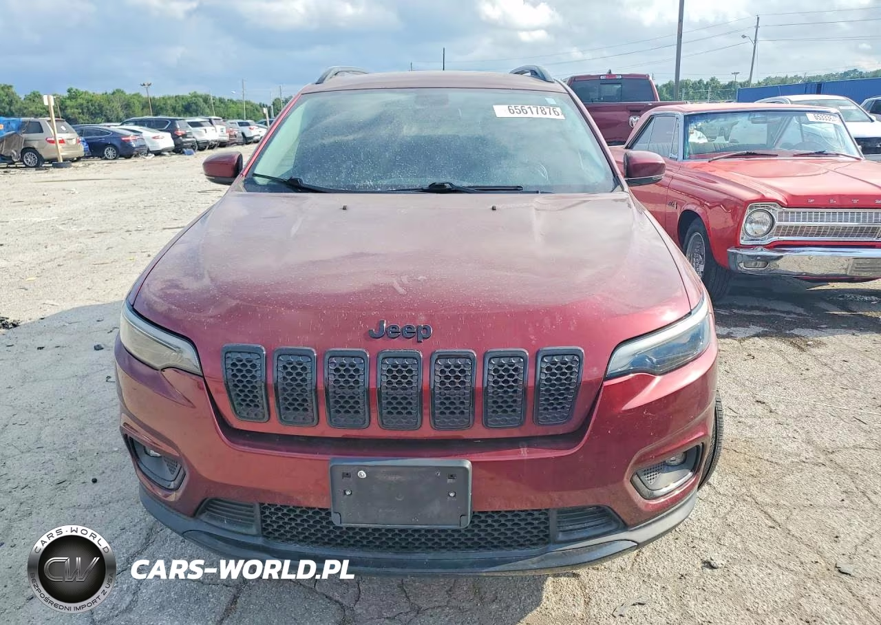 2019 Jeep Cherokee Latitude Plus VIN:1C4PJMLX1KD389965 - 5