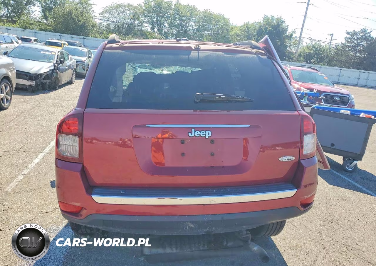 2015 Jeep Compass Latitude VIN:1C4NJCEA5FD298116 - 6