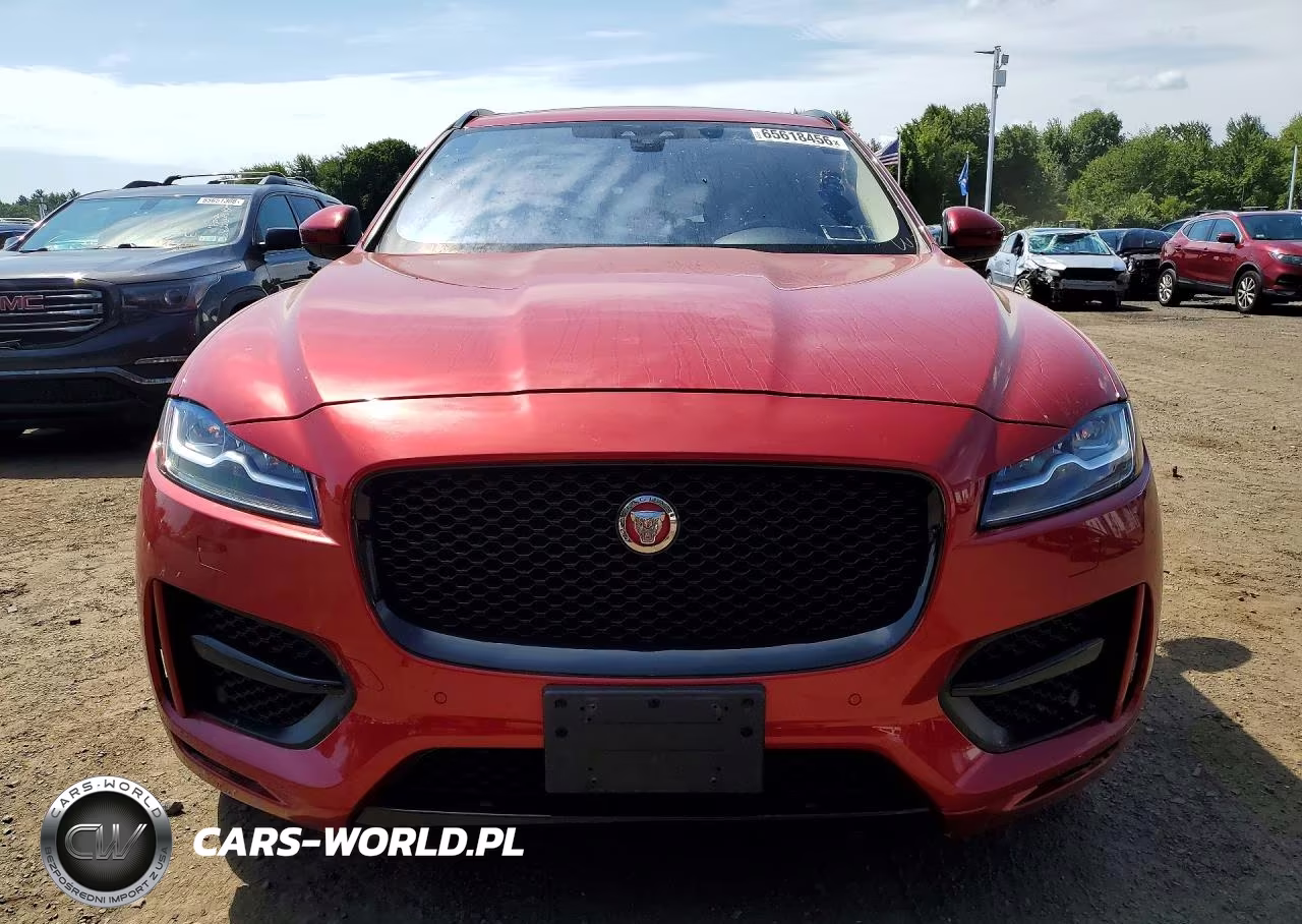 2017 Jaguar F-Pace R - Sport VIN:SADCL2BV5HA894709 - 5